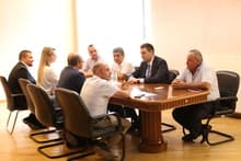 Արմեն Սիմոնյանը չեխական ընկերության ներկայացուցիչների հետ քննարկել է Ստեփանավանի օդակայանի վերակառուցման հարցը
