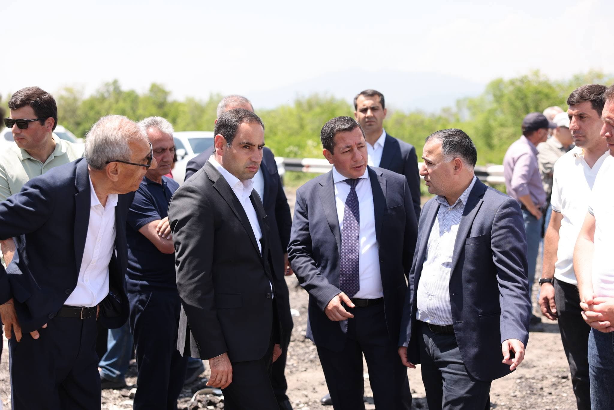ՀՀ ՏԿԵ նախարարն այցելել է կայծակի հարվածից փլուզված կամուրջի հատված