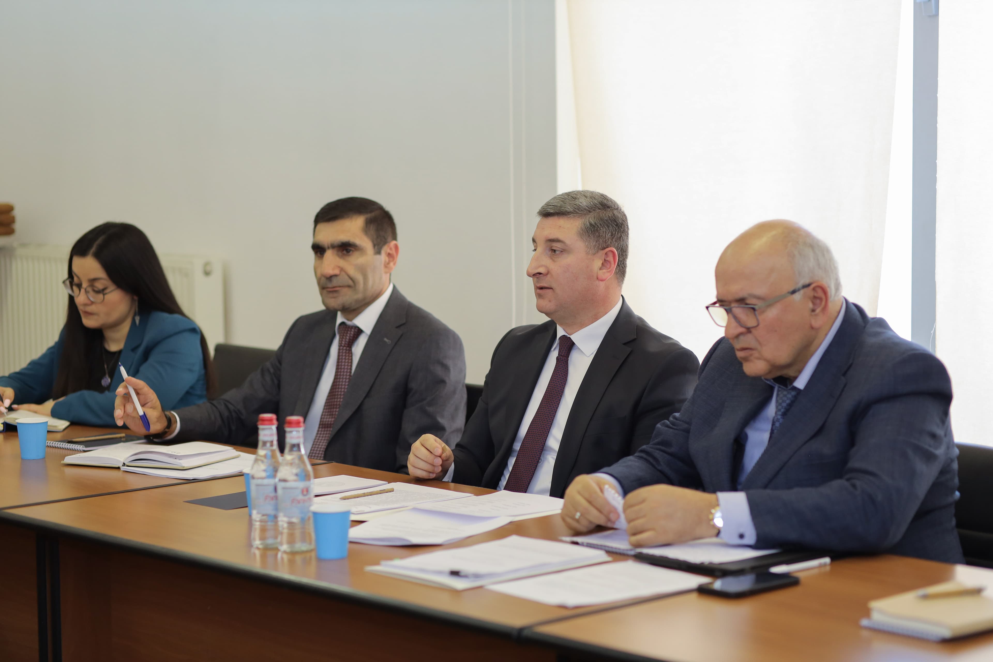 ՀՀ ՏԿԵ նախարար Գնել Սանոսյանն ընդունել է ՀԲ տարածաշրջանային տնօրեն Սամեհ Վահբայի գլխավորած պատվիրակությանը
